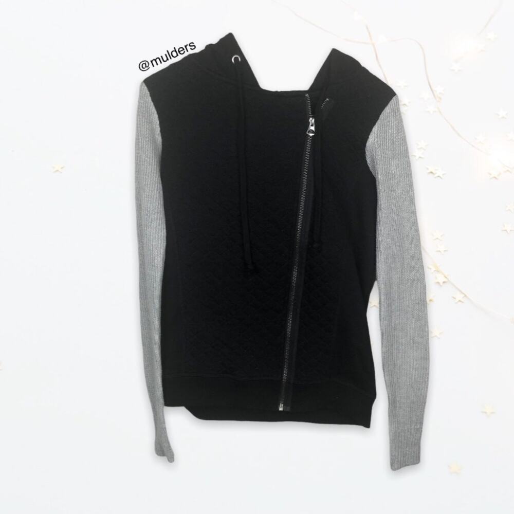 Venus Quilted Black & Gray Raglan Zip Up Moto Cardigan Sweater Jacket